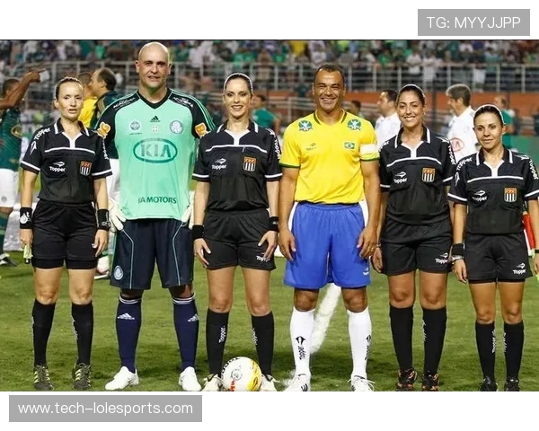 足球球星如何通过兼职赚取额外收入并拓展个人品牌价值