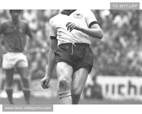 足球球星被搭讪瞬间曝光 他们的反应令粉丝惊讶不已